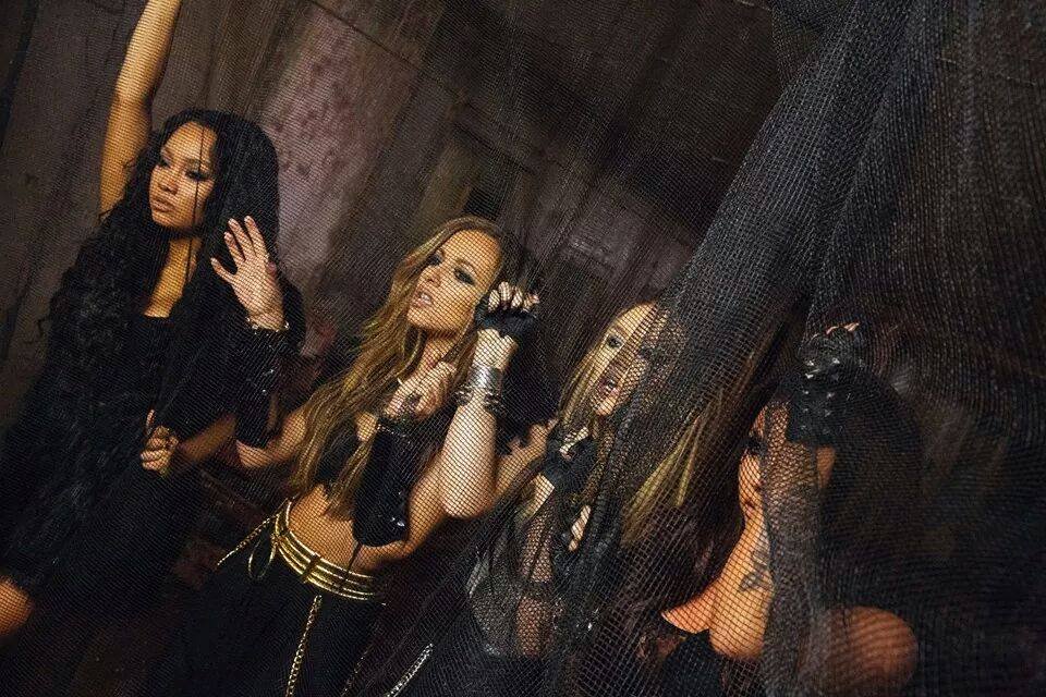 Proud german Mixer 3 ^^i love Little Mix to Moon and back they´re just the nicest and Prettiest and talentest young ladys.And i love 1D and 5SOs too ^^ 3