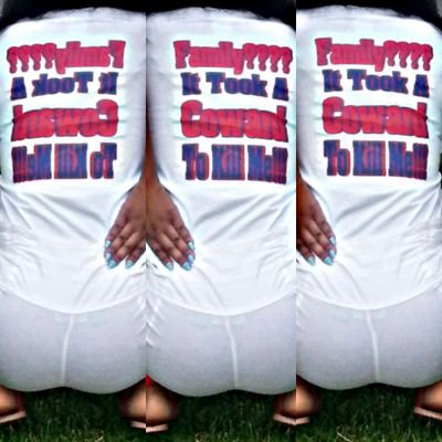 I ♡ Basketball , L☮YALTY is EVERYTHING .  c/o 2013 . iSUPPORT KloudHighEnt &, BLVD music !