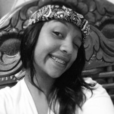 AuriannySanchez's profile picture. solo aprende a sonreír cuando quieres llorar.