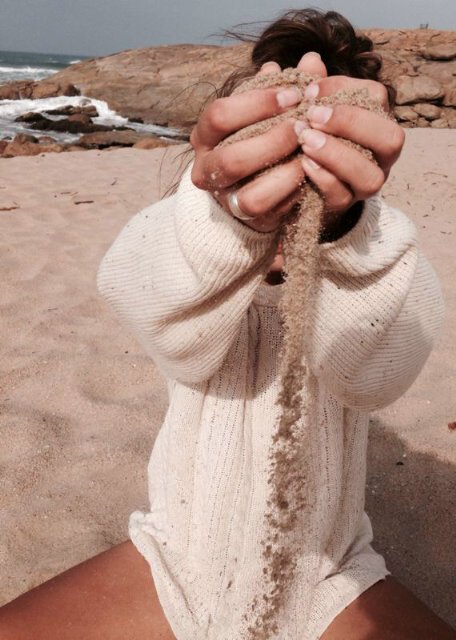 Tayknibbs's profile picture. INSTaGRAM :  tayknibbs.. . . .  When a wave comes, go deep !  .ONE DIRECTION MARCH 2015