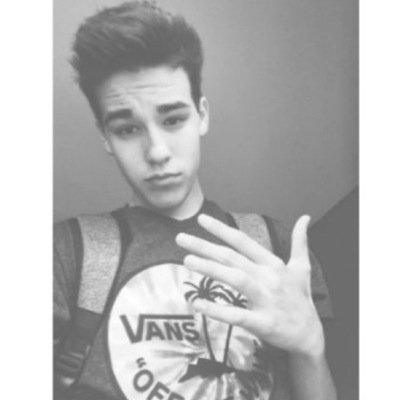 Free follow from @Alissa_Haha