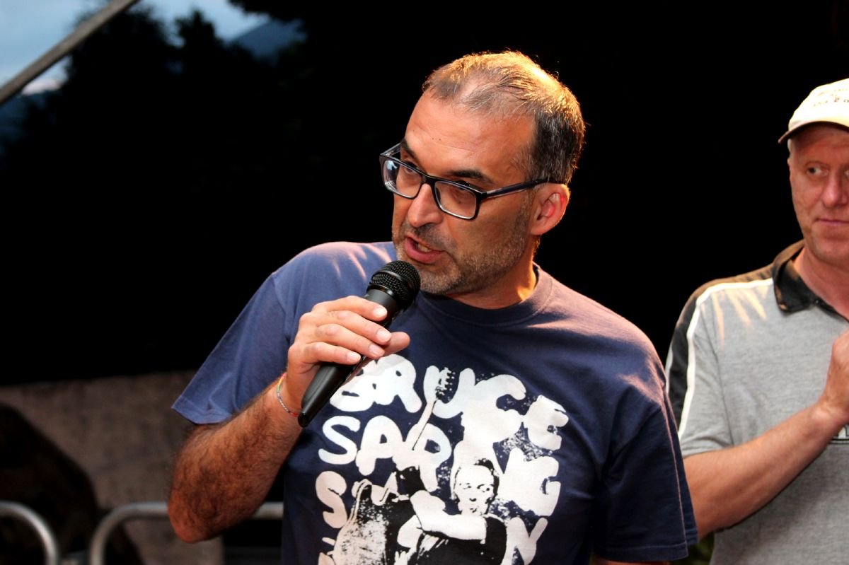 Pedagogista, lavoro per l'Associazione Comunità Emmaus di Chiuduno, vivo a Bergamo ma provengo da un piccolo paese della provincia, Monasterolo del Castello.