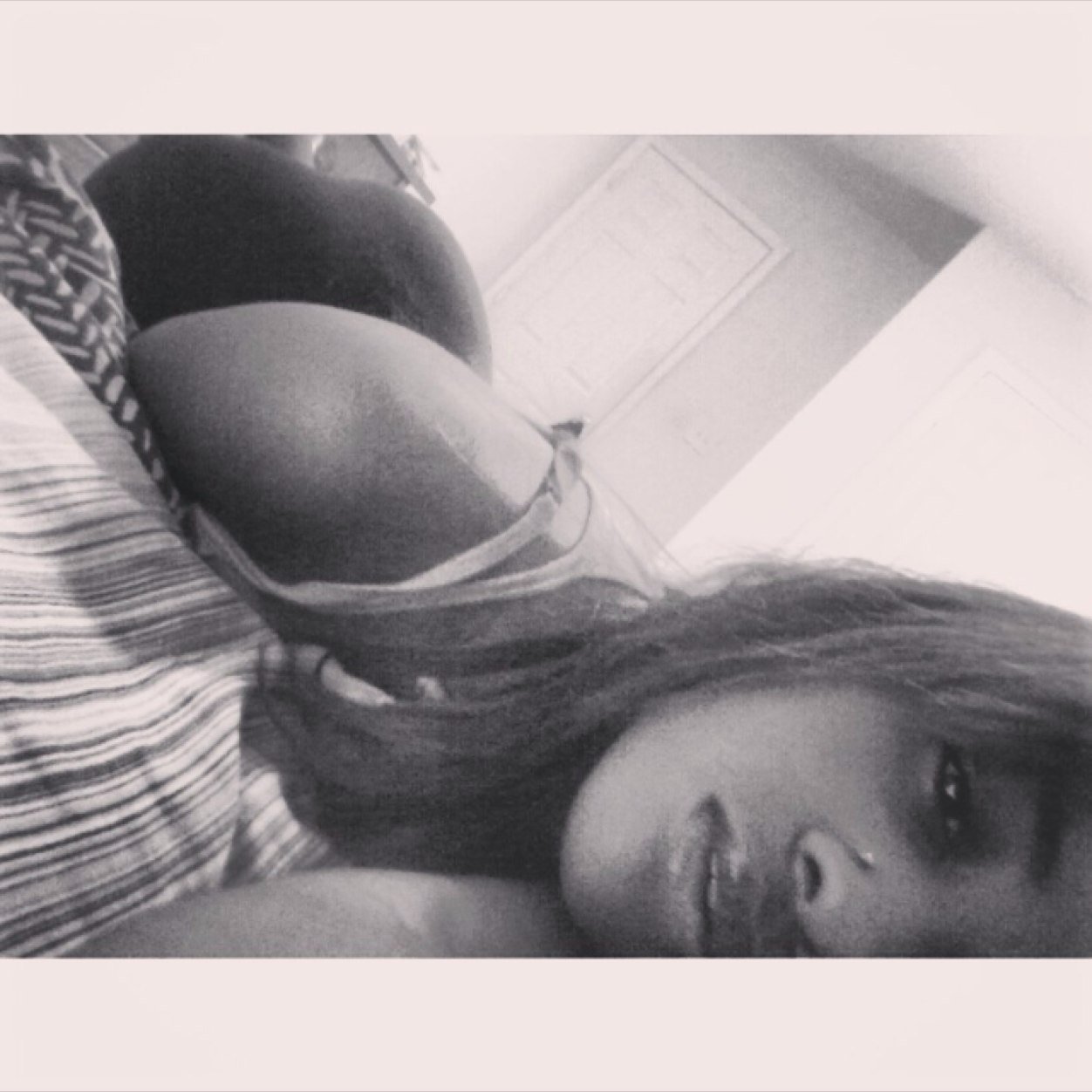 Far from average . ✌ D [ M ] V . @PrettyDiamondd_ ❤
