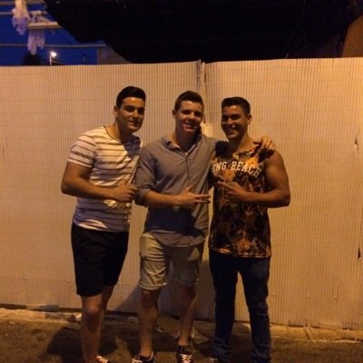 AlffonsoBM's profile picture. Soñando lo vi claro entoces desperte y comence a vivir mi propio sueño...