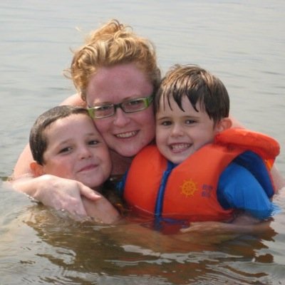 melanielyn72's profile picture. 