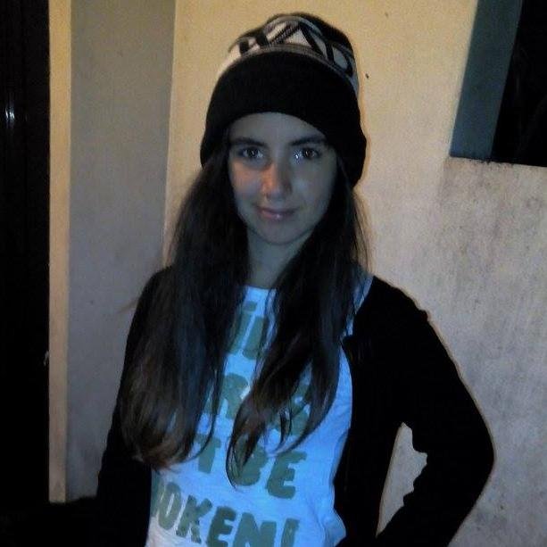 Adriana, 17, Portugal http://t.co/UO2m0GTKTo; https://t.co/SRoj5YPgQP
