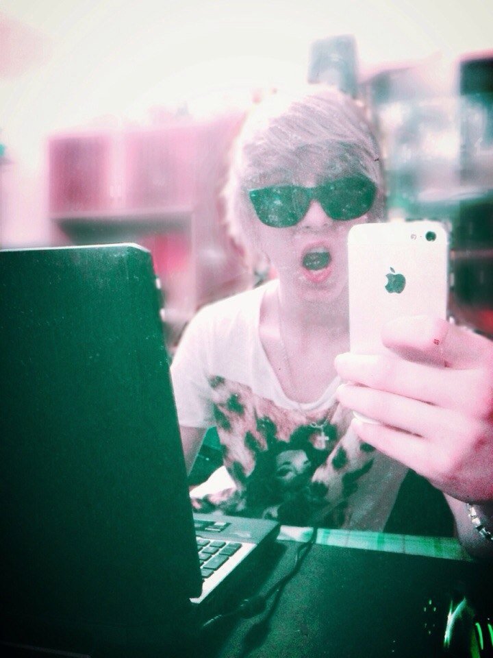 dmitriyzolotoy's profile picture. 