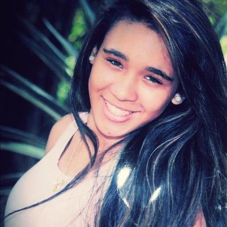 #OuSantosOuNada ,18 anos, Namorando,
Deus ♥ Mariae 〽