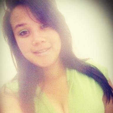 #Geminianna 14 anoos , nn pago cinpatia pra neen uma vagabunda certto ? & odeio gente falsa ;d