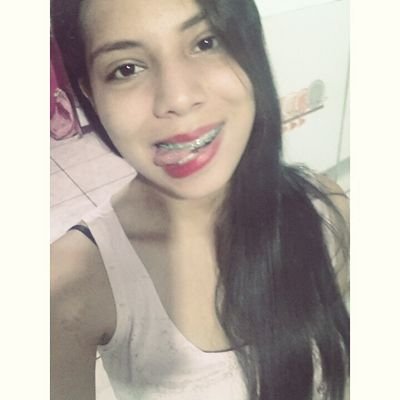 Instagram :nicoleesevalho