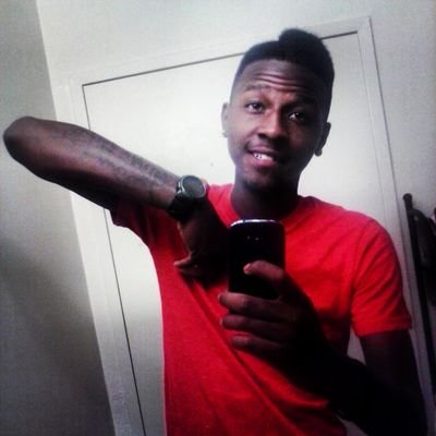 my name leShawn i hoop n single to