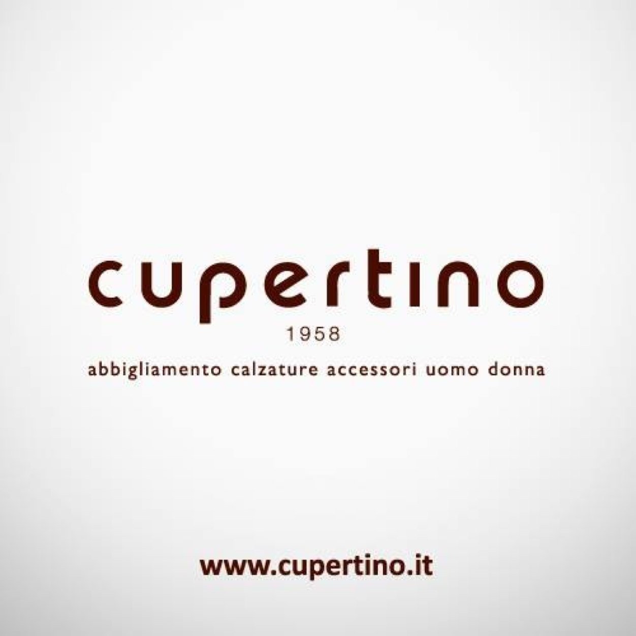 Scarpe alla moda, stile glamour e vestiti fashion! benvenuti a Cupertino Collection.
