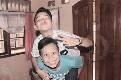 Twitter Ini Di Noaktifkan Follow @Zrieww Makasih;)
