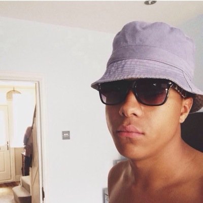 adamwaithesbby's profile picture. Adam Waithe fan girl account, are you a dickhead?