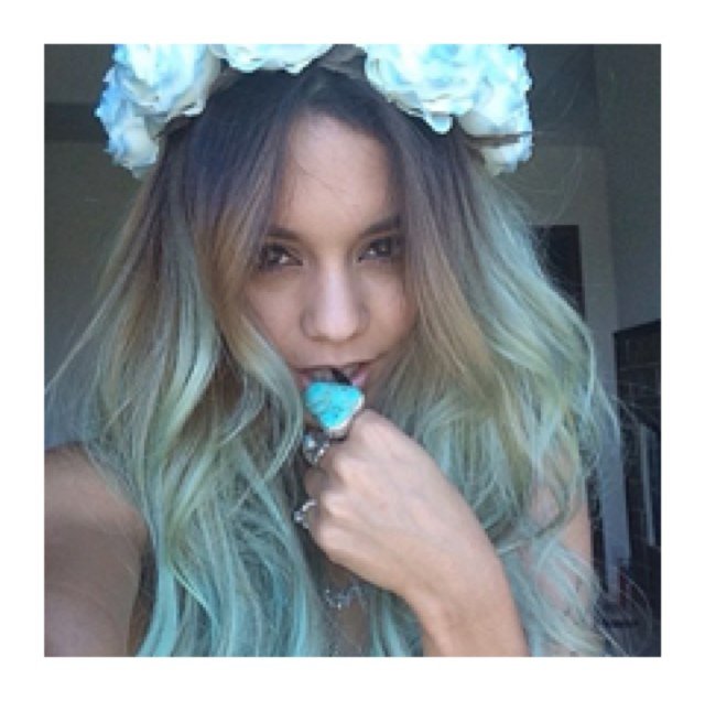 elle fait trop sa sage