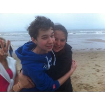 w0ahnils's profile picture. ''It's so cute, like an eeniemeenie baby unicorn - Frozen