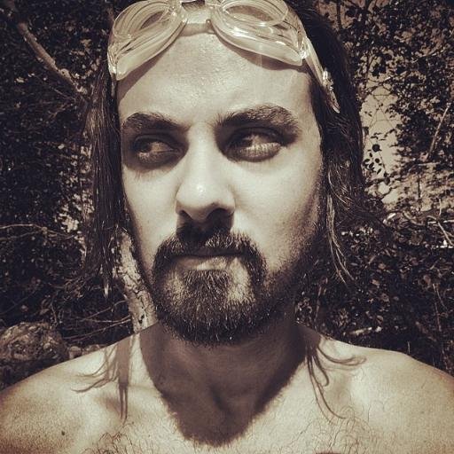 I make stuff. Mostly music and games. I also like stuff. Mostly music and games.