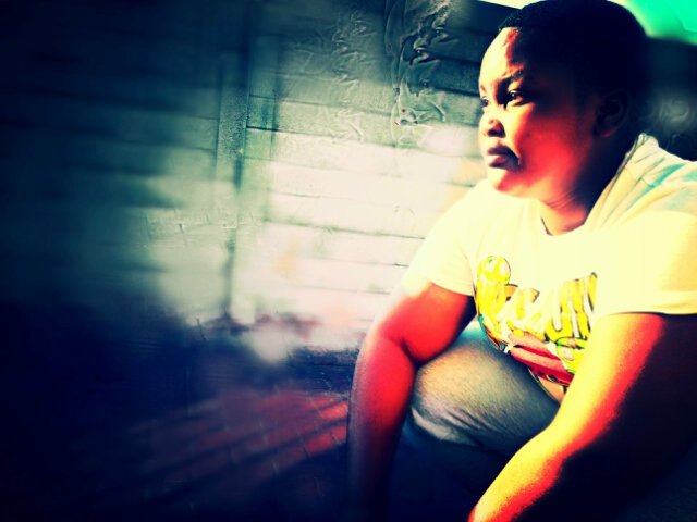 Viper_24815's profile picture. I don't need no prada or doulchi and cabana to know I'm important. All I need is one mic one beat and one producer and ull KNOW who I are. I are KID MAC.