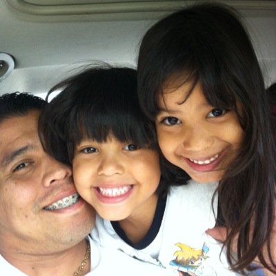MIS TRES HERMOSOS HIJOS ,COMERCIANTE