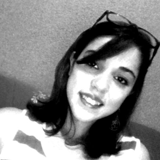antes de me julgar tente mesmo me amar!!
MJfã