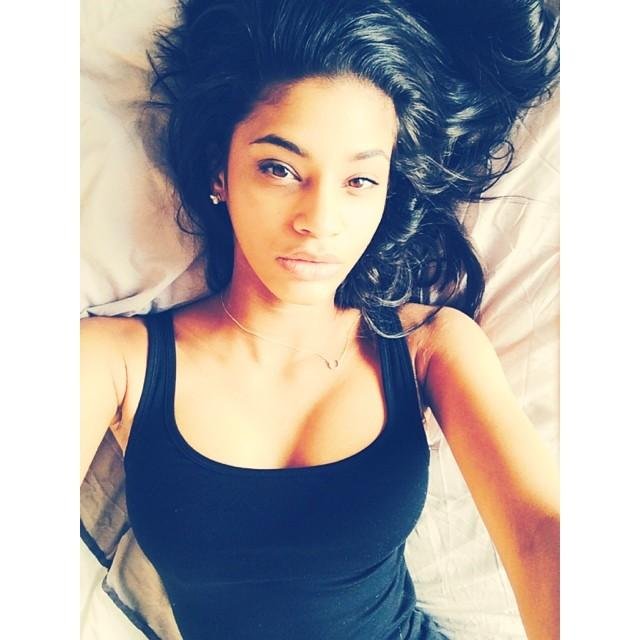 j'aime les mouvais garçons.                                  // MODEL //