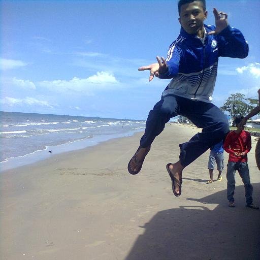 wakhid_valent87's profile picture. Hal yg terindah adalah membuat org bahagia..