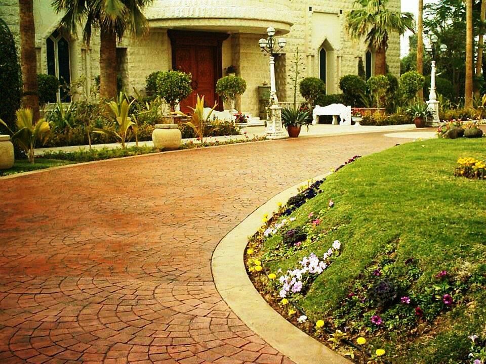 خرسانات مطبوعه لجميع اماكن ومدن المملكه
(استقدام عماله مغربيه باقل الاسعار بجميع تخصصاتها(طبيه،منزليه،هندسيه،تعليميه،)
وعماله جميع المهن(التواصل0533853537 واتس