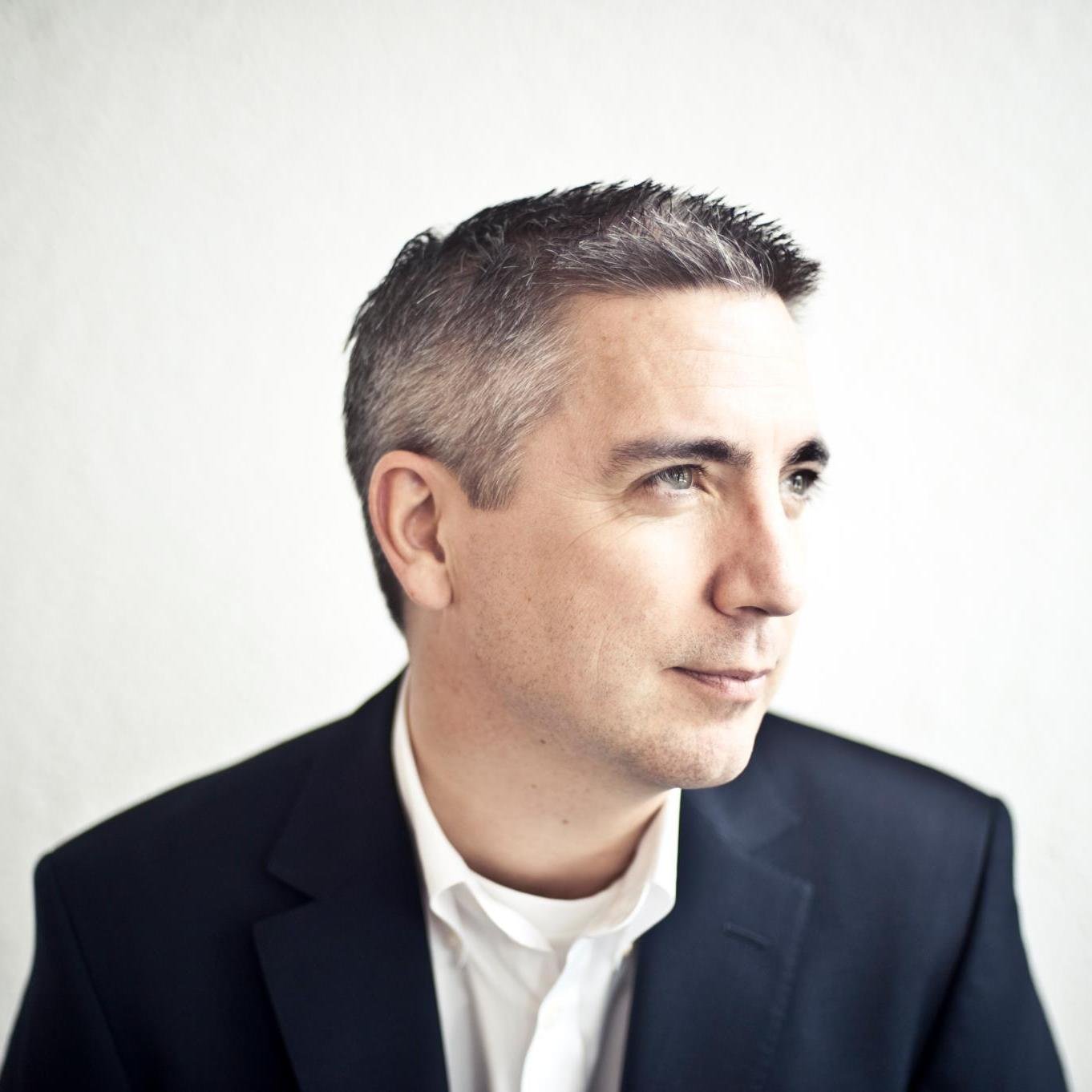 Tech CEO by day, Violist by nights and weekends. I sleep on airplanes. @pdx_net