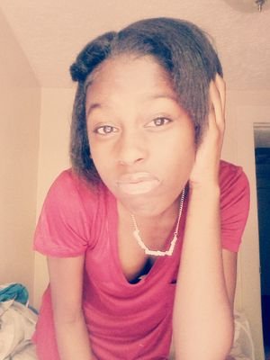 - My l❤ve is like a Drug u fucked around && got addicted 
❤❤❤❤

_single 
-14!
-self made 
- Darkskin 

#DARKSKINS WINNING