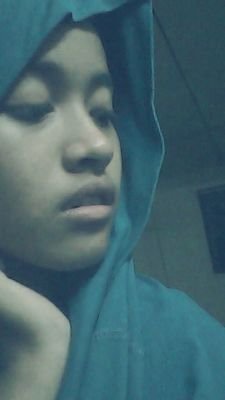 follow me and i'll follow you back babedo follow me plss  this is my new accountmy old account i porgot paswod.. btw do add my wechat tooo id_sofia