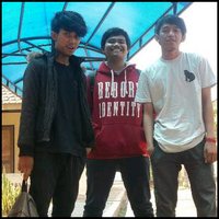 RustleOfBattle (@rustleofbattle_) 's Twitter Profile Photo