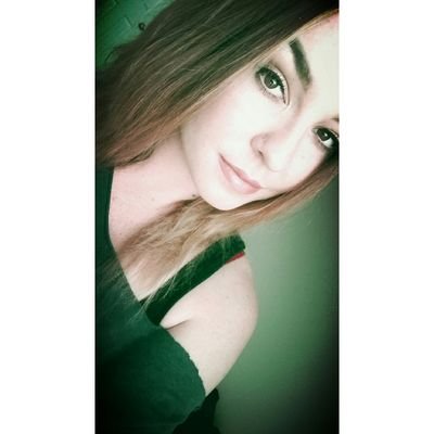 xo_michelleyyxo's profile picture. Be like the snow.
 Cold but beautiful. IG: _xomichelleyyxo