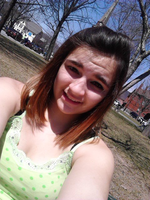 I'm Hailey! I like a lot of music. I like: music, horses, hanging out with friends and I hate bullys!!!