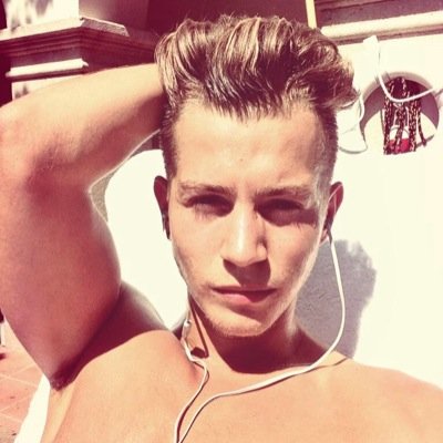 ycurwhore's profile picture. pound my ass and make me call you daddy.