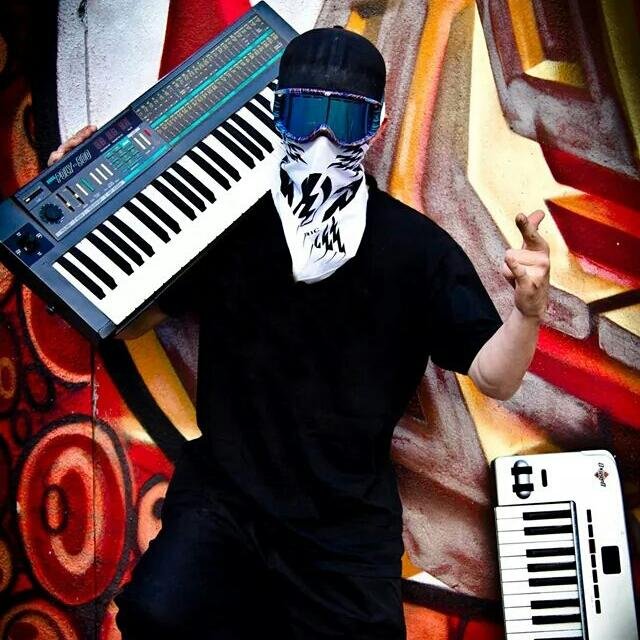 DJ - Producer ➨ Electro, Hip Hop, Miami Bass, Funk | MORE INFO AT: https://t.co/16uvYu9FVK...