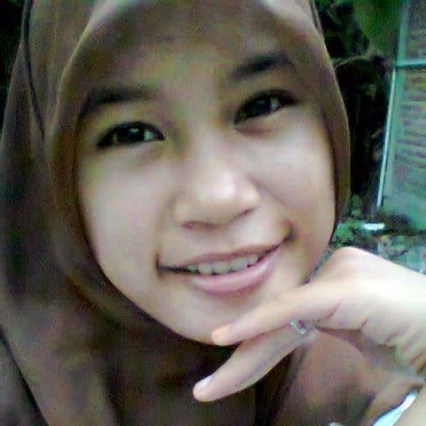 TrissaWibisono's profile picture. you can do it ! | follow my IG @trissawibisono | JHS 5 Ngawi | oh God help me please, make me dreams come true !