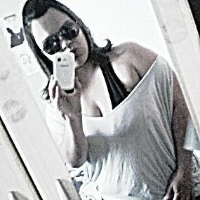 Whats (11)967743456. em um so proposito fazer a pessoa que eu amo mais feliz do Mundo @mctaz_oficial...Amor de fã: O mais sincero.
