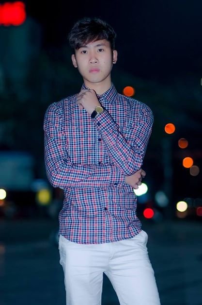 tôi thích đi chơi...thích xem phim...thích được nói chuyện voiws tất cả những người bạn của tôi...hãy đến và kết bạn với tôi vì tôi rất dễ gần...cám ơn các rấều