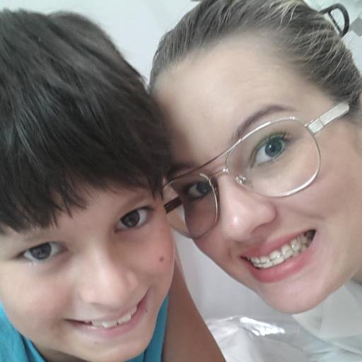 Super Mãe..Bem Casada..Legalmente Confusa..Muito amada..Intensa..Uma mulher de fibra e fé.
Follow Me !!!