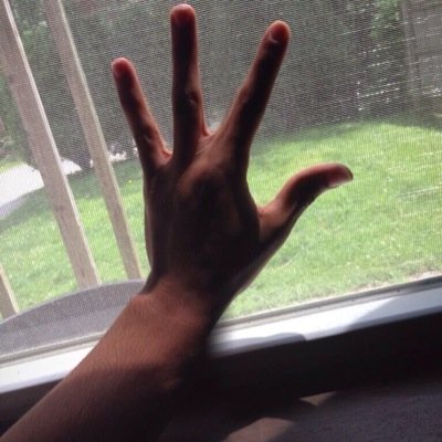 DUH_kotaaa's profile picture. Idk, i just hate people.