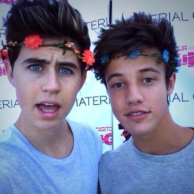 Cameron Dallas, Justin Bieber, and Nash Grier (: