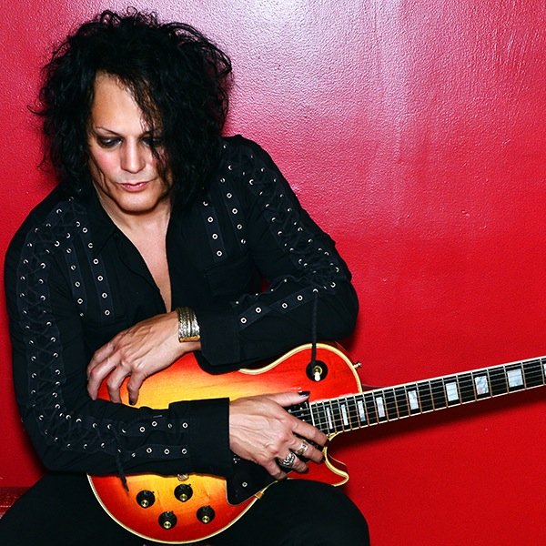 Frank Deville, is an award winning, multi platinum guitarist and record producer.