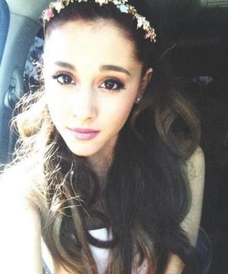 xomissgrande's profile picture. I once kissed Mickey Mouse.