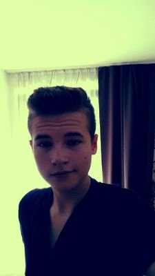 PS3 - xRiiDeRsZ  // 2. ACC - BeATxRiiDeRsZ // Zocke Bo2, Mw2, Mw3 Gta5 // Ihr könnt mich Adden :)