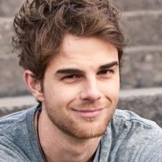 GoneSciencing's profile picture. Science nerd moonlighting as a vigilante. I'm cracking the genetic code, attending NYU, and loving @LupineHeart while doing some good. (#OC #RP/#AU)