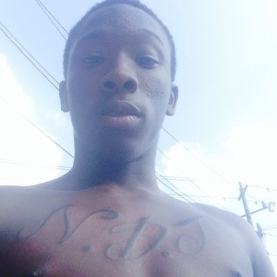 Follow me i follow back Kik@teamniick IG@teamniick