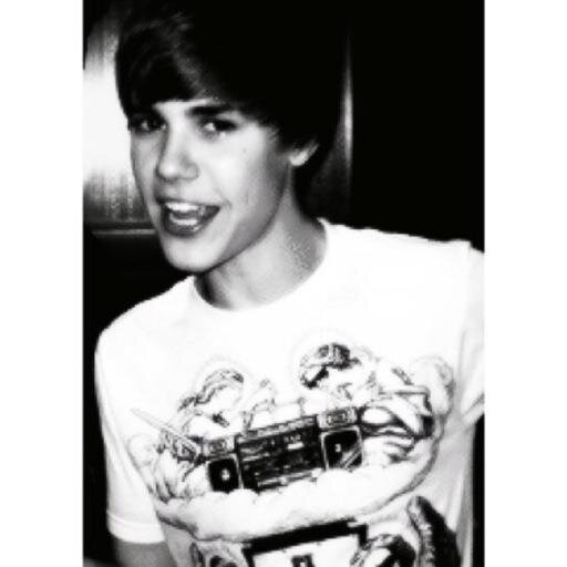 Enjoy everyday my life with the greatest idol @justinbieber and the greatest fanbase ever..the beliebersnation. So happy to be in this family?
