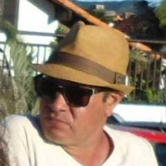 Apoiador da direita e mais um brasileiro decepcionado com o povo e com as instituições brasileiras. Sou Anti-esquerda, anti-PT, anti-mimizentos. Lula é ladrão.