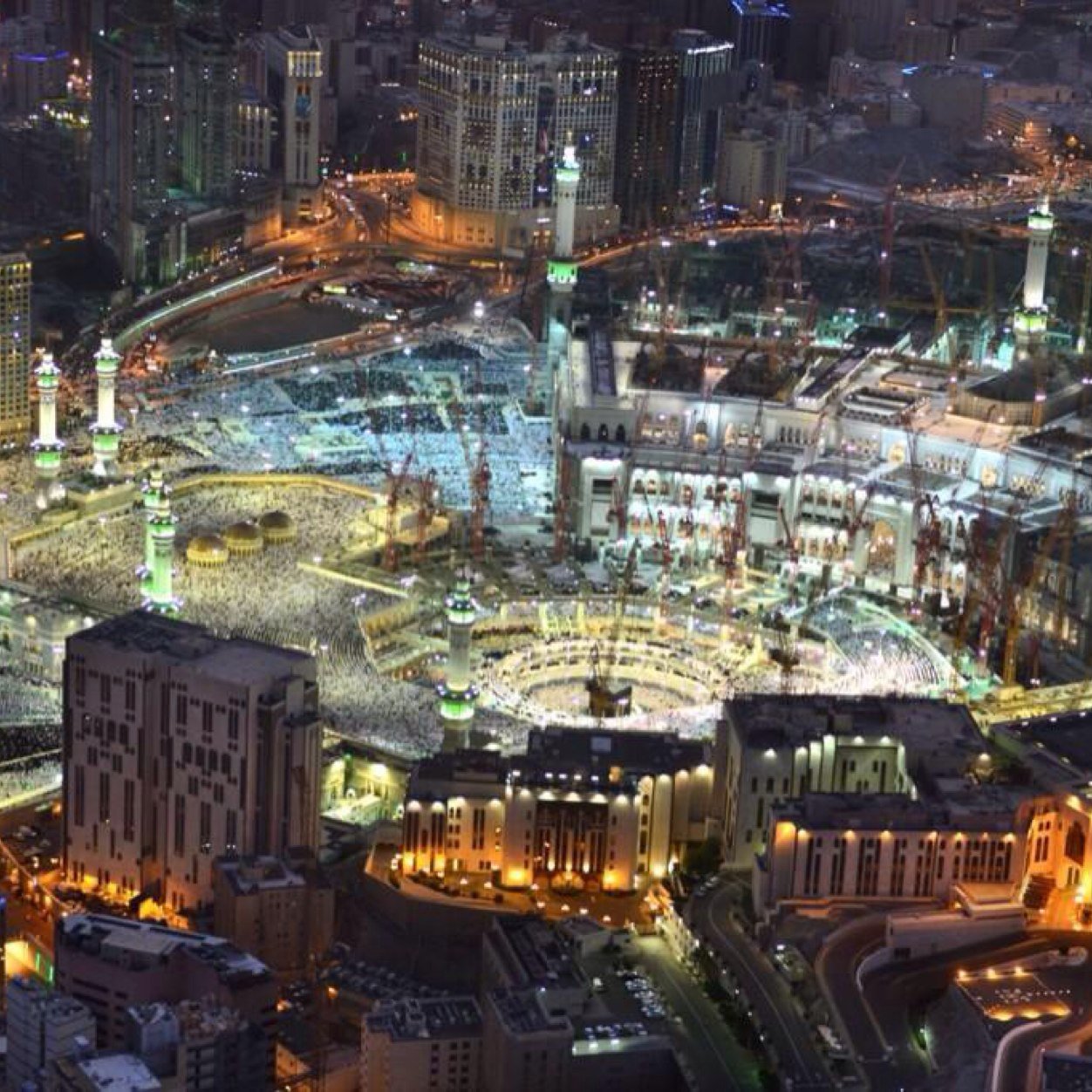 سبحآن الله وبحمـده ،، سبحآن الله العظيـم
