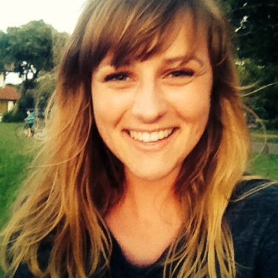 Australian backpacker | #digital #mobile #website #luxe - master 2 @iscomparis | ex @SameSameParis @orangebusiness @AgenceElan